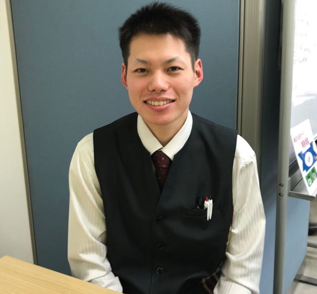 ラッキー先輩社員1