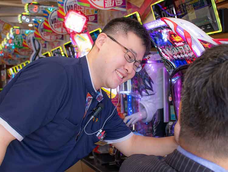 パチンコ業界で一番社員を大切にする企業です。だから働きやすさも一番！