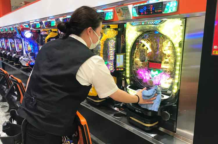 選べる働き方。休日数に応じて給料が決まります。