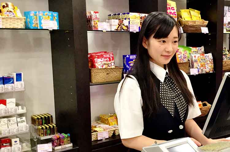 キレイで快適な店内!あなたらしさ全開でお客様を笑顔に!