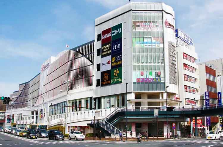 神奈川県内の店舗展開だから、長距離移動をともなう転勤の心配がいりません。ライフプランの立てやすさも魅力です。